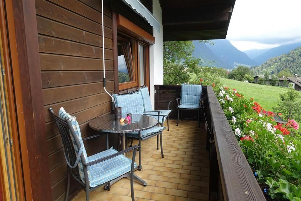 Haus Lifinar - Carmen Juen Apartamento Sankt Gallenkirch Exterior foto